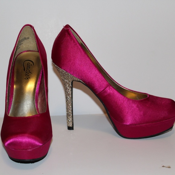 Candie's Shoes - 💥💥Candie’s fuchsia heels